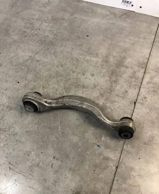BMW i4 Rear upper control arm/wishbone 8834819 BMW3332