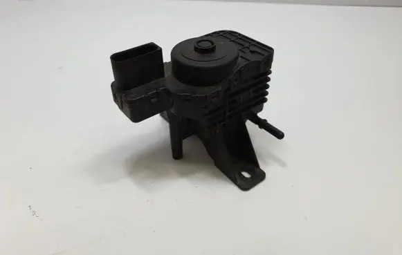 BMW X5 E70 Adblue pump 7205041 16197205041