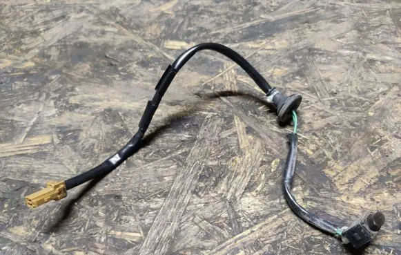 Renault Koleos I Tailgate opening switch 1608K