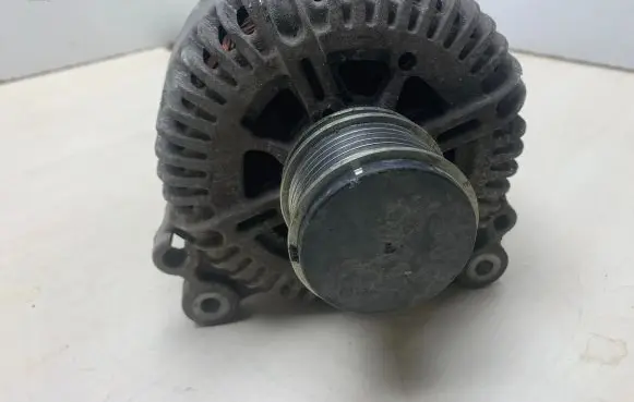Volkswagen PASSAT B6 Generator/alternator 021903026L 107041513 2542783D