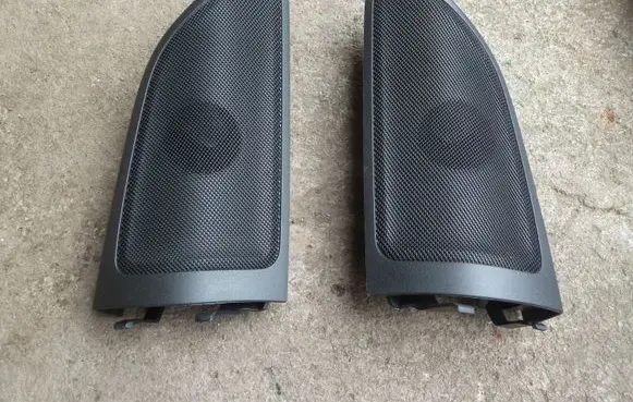 Mercedes-Benz B W246 W242 Front door high frequency speaker A2467200211 A2467200111