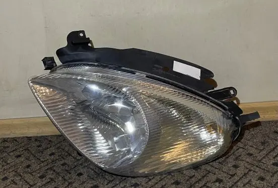 Citroen Xsara Picasso Headlight/headlamp 89310170