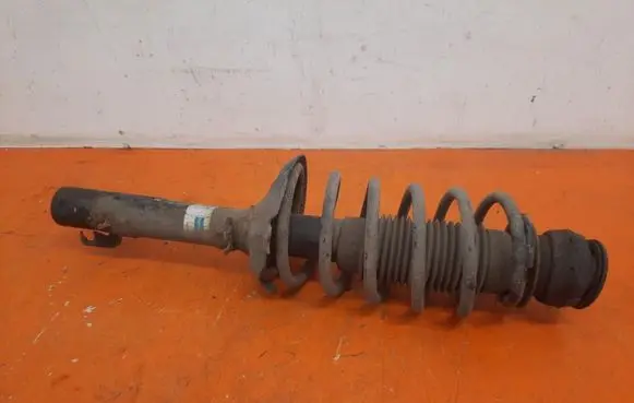 Volkswagen Golf IV Front shock absorber with coil spring 22045744