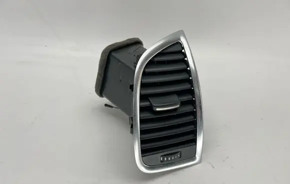 Audi Q7 4L Dashboard side air vent grill/cover trim 4L0820902