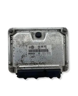 Volkswagen Golf IV Engine control unit/module 0261206140 036906032 26SA6561