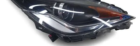 Toyota Aygo AB40 Headlight/headlamp