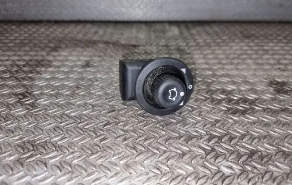 Ford Transit Wing mirror switch 93BG17B676BB