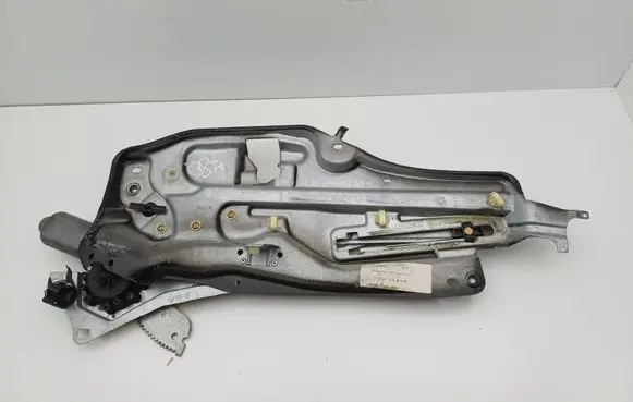 Renault Laguna I Front door window regulator with motor 