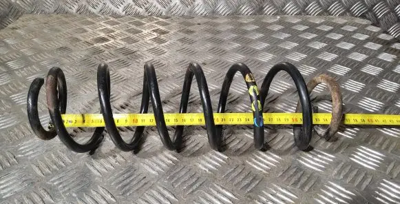 Volkswagen Polo Rear coil spring