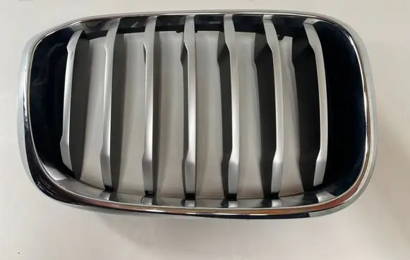 BMW X3 G01 Front bumper upper radiator grill 7478670