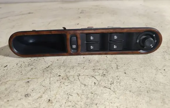 Electric window control switch