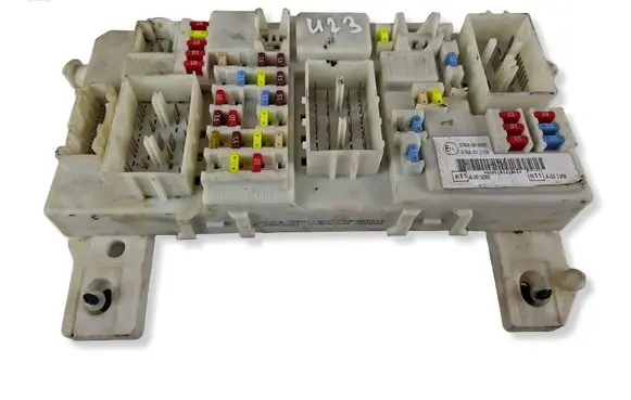 Ford Focus Fuse module 7M5T14A073CG