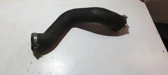 Intercooler hose/pipe