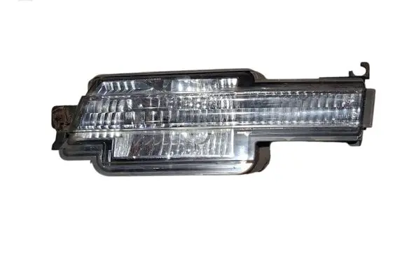 Subaru Legacy Tailgate rear/tail lights VC02101R