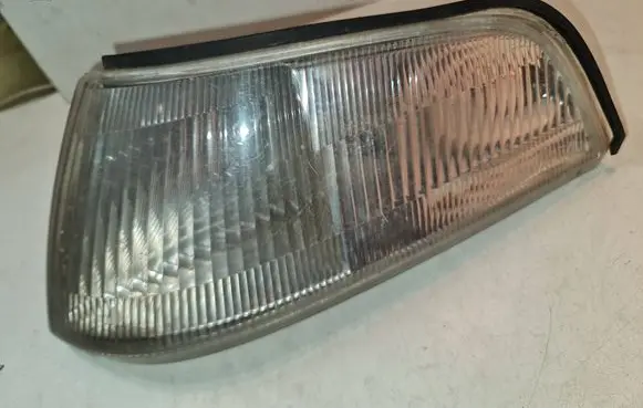 Rover 820 - 825 - 827 Front indicator light 6R01912 L3002 SAE1156