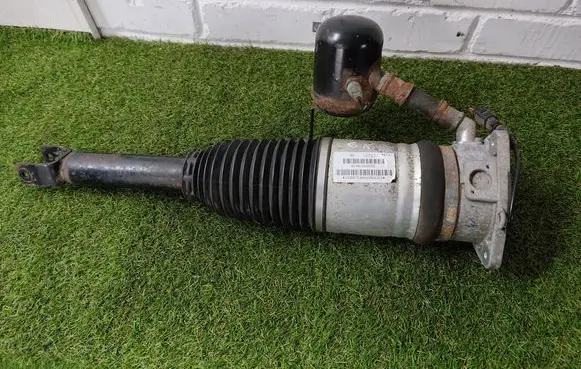 Audi A8 S8 D3 4E Rear shock absorber/damper 4E0616001E
