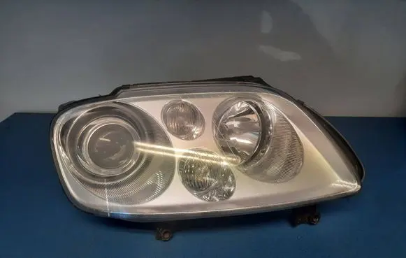 Volkswagen Touran I Headlight/headlamp 1T0941032K 0301205272