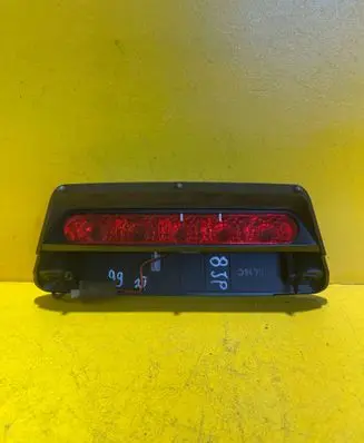 Chevrolet Spark Third/center stoplight DHI070415