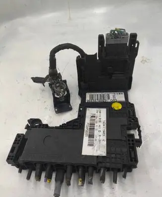 Peugeot 508 Fuse module 9665878080 G03 0022661F01