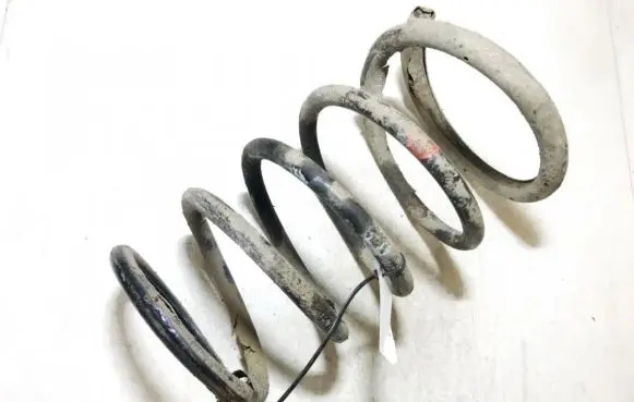 Nissan X-Trail T30 Rear coil spring