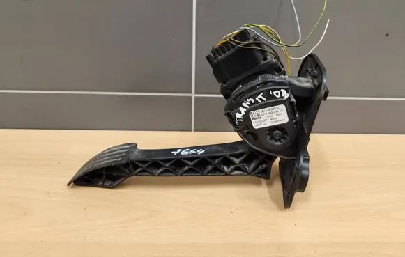 Ford Transit Accelerator throttle pedal 6C119F836CC 6PV00923810 C95YE02