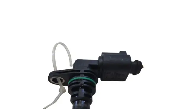 Volkswagen Golf V Crankshaft position sensor 030907601E