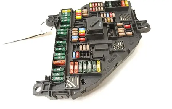 BMW 5 GT F07 Fuse module 921085702 15100900290094