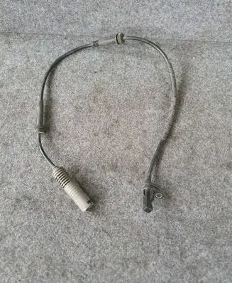 BMW 3 E90 E91 ABS brake wheel speed sensor 6762465