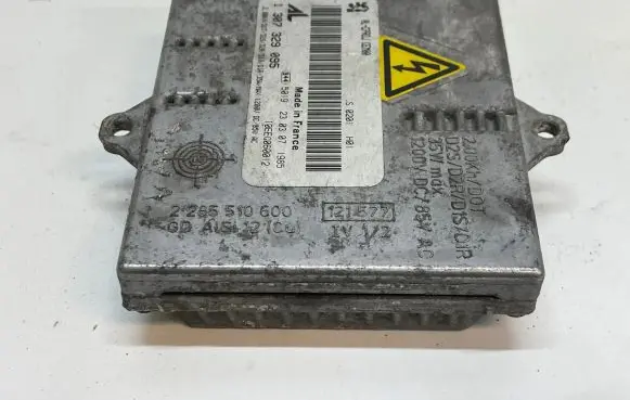 Peugeot 407 Headlight ballast module Xenon 1307329095 10EEG060012
