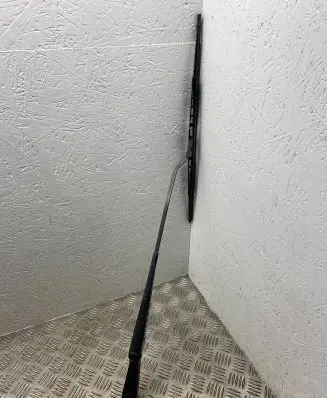 Land Rover Freelander Front wiper blade arm