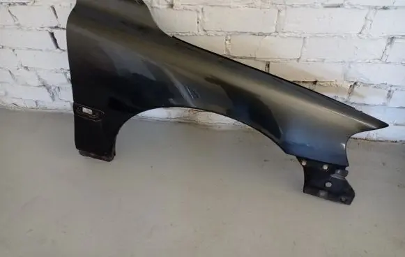 Volvo V70 Fender