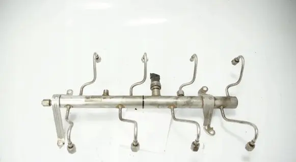 Porsche Panamera (970) Fuel main line pipe 948110115