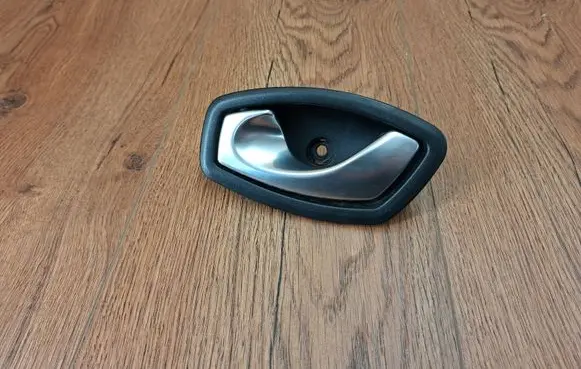 Front door interior handle