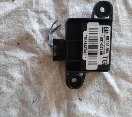 Opel Zafira A Airbag deployment crash/impact sensor 09133263 5WK42856 TQS1437448