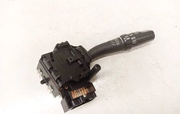 Toyota Avensis T250 Wiper control stalk 173654