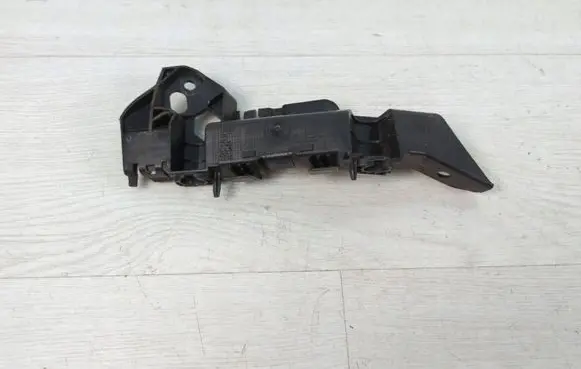 Opel Crossland X Front bumper mounting bracket 475498858