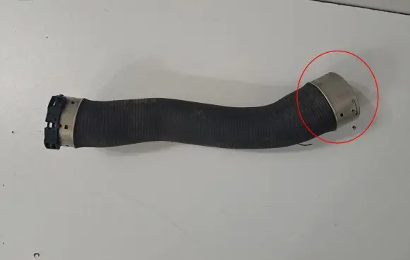 BMW 4 F32 F33 Intercooler hose/pipe 7597591