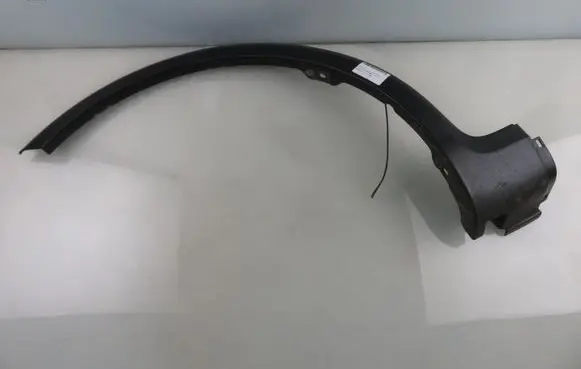Suzuki SX4 Front arch trim 7722179J0