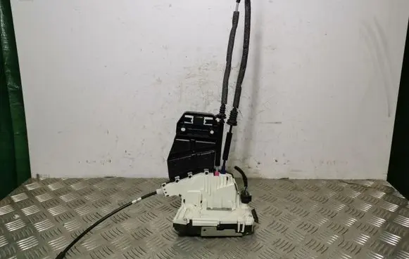 Jeep Compass Rear door lock P04589917AE