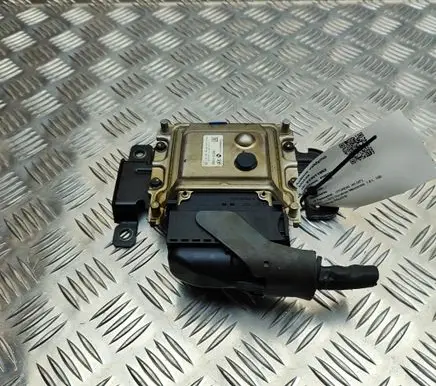 Hyundai i40 Adblue control unit 296102U300 0281035755