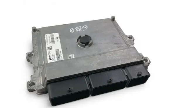 Renault Clio IV Engine control unit/module ECU 237104789R 237102706R