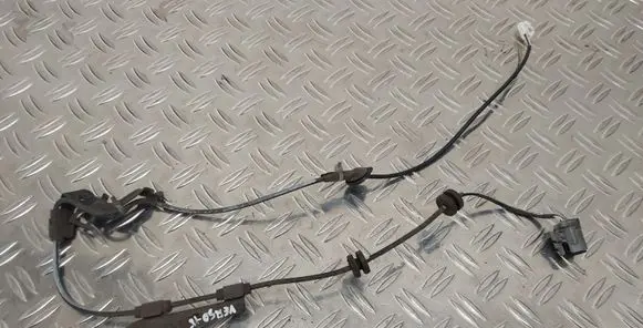 Toyota Verso Rear ABS sensor wiring 