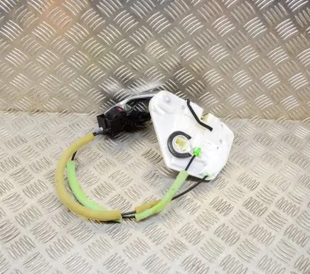 Mazda CX-5 II Front door lock T8314