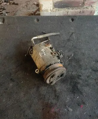 Ford Kuga I Air conditioning (A/C) compressor (pump) 3M5H19D629DF