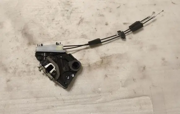 Honda Civic XI Front door lock N0711110