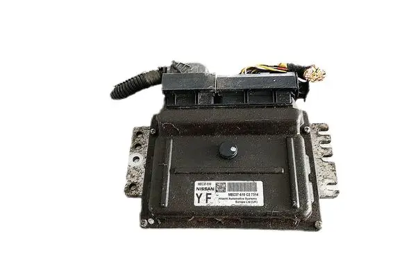 Nissan Note (E11) Engine control unit/module MEC37510
