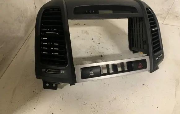 Hyundai Santa Fe Other dashboard part 945102B000