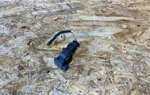 BMW X5 F15 Airbag deployment crash/impact sensor 9196043