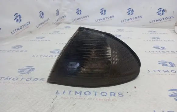 BMW 3 E46 Front indicator light