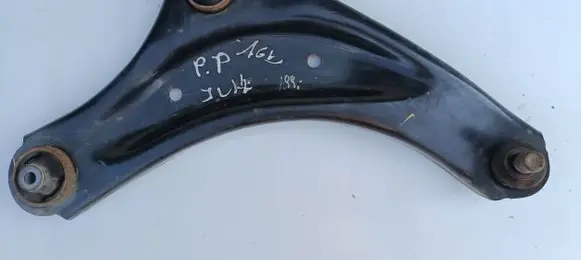 Nissan Juke I F15 Front control arm WPPNJ